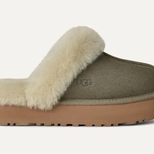 UGG Women's Moss Green Slippers